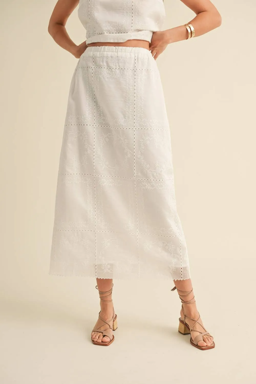 EYELET SKIRT