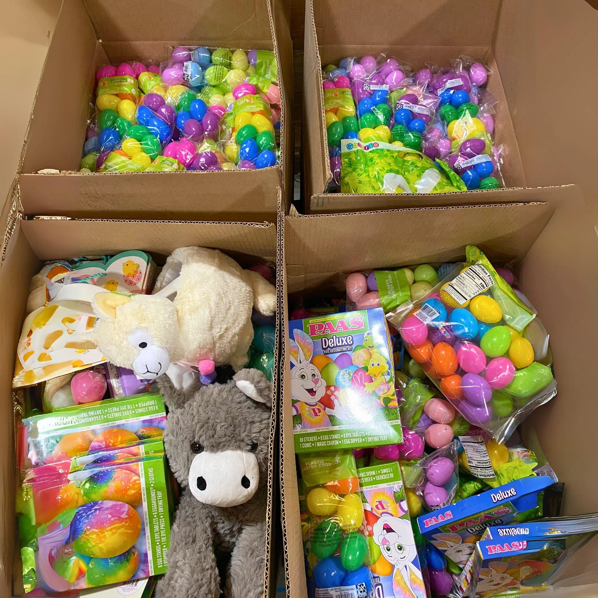 Seasonal Assorted Easter Pallet (Accessories, Eggs, Baskets) (400 Pcs Pallet)