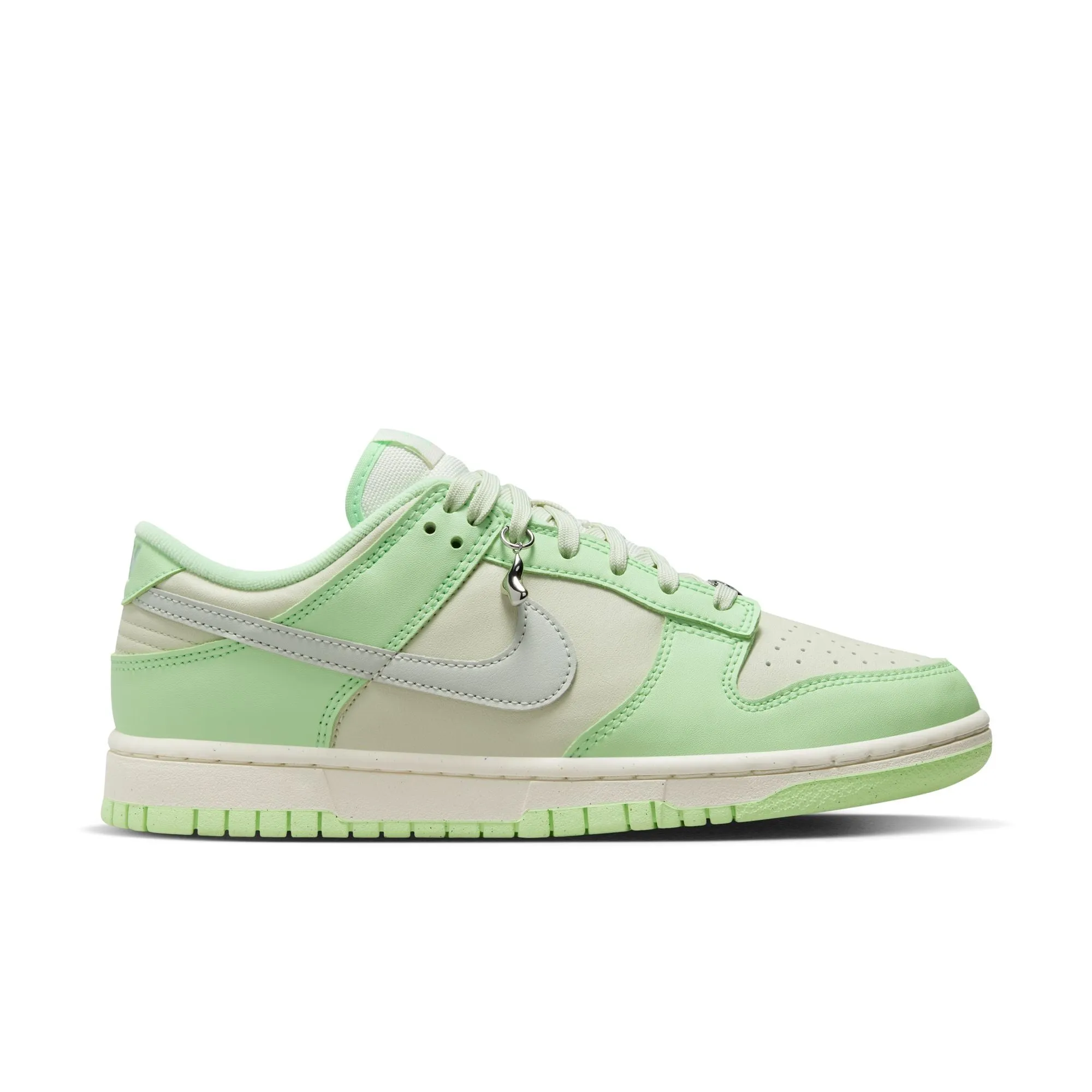 WMNS Nike Dunk Low Next Nature SE